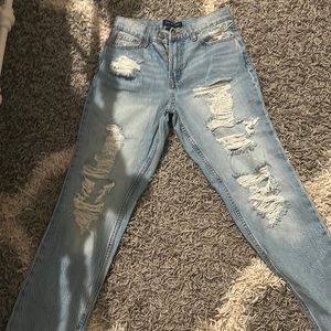 Aeropostale Light blue ripped mom jeans